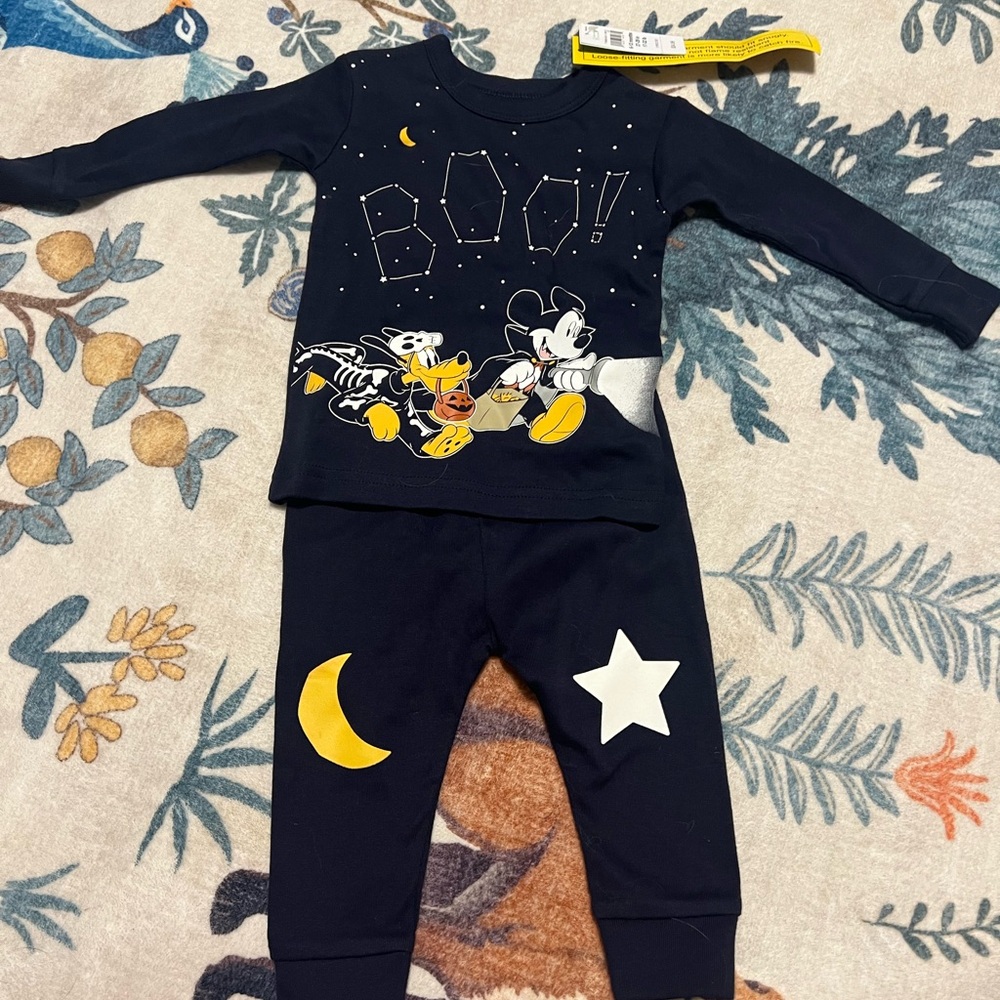 NWT Navy Halloween Pajama Set -GLOW IN THE DARK